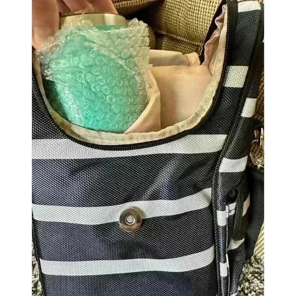 NWOT Savvy Outdoors Wine Tote Bag with Stemless Wine Glasses